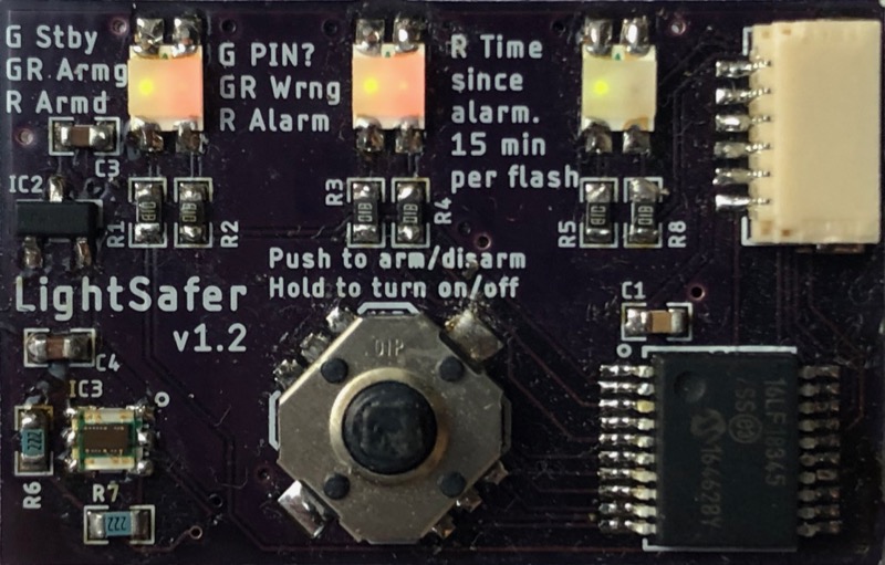 LightSafer battery level