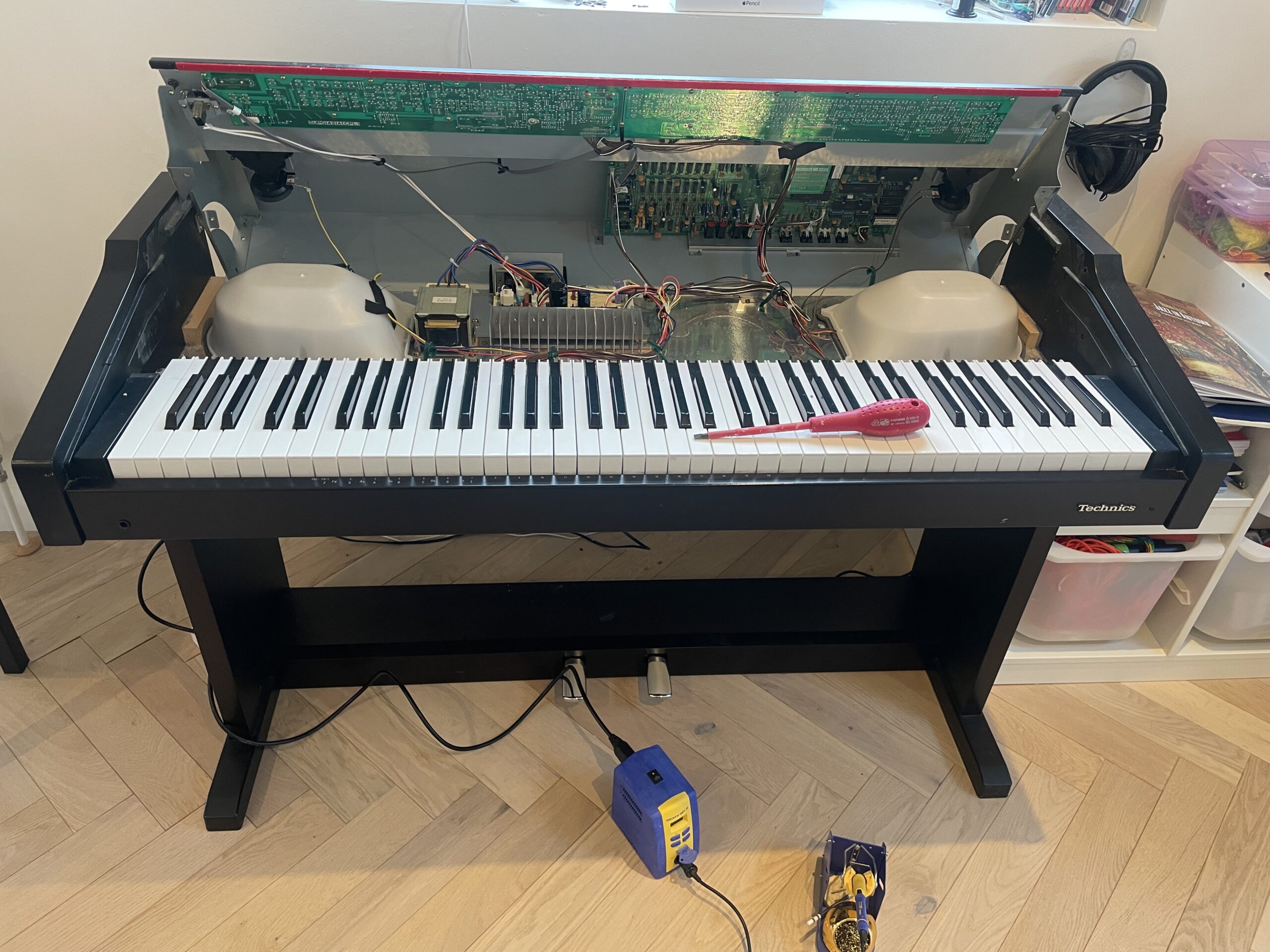A Technics PR100 in bits